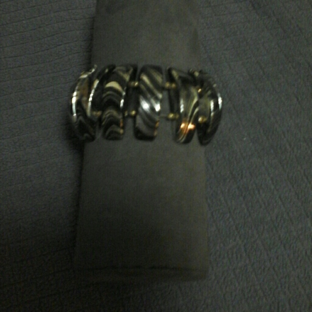 ZEBRA STYLE LIKE BRACELET